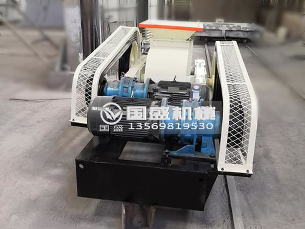 對(duì)輥破碎機(jī)日常維護(hù)小知識(shí) 對(duì)輥破碎機(jī)日常維護(hù)小知識(shí)