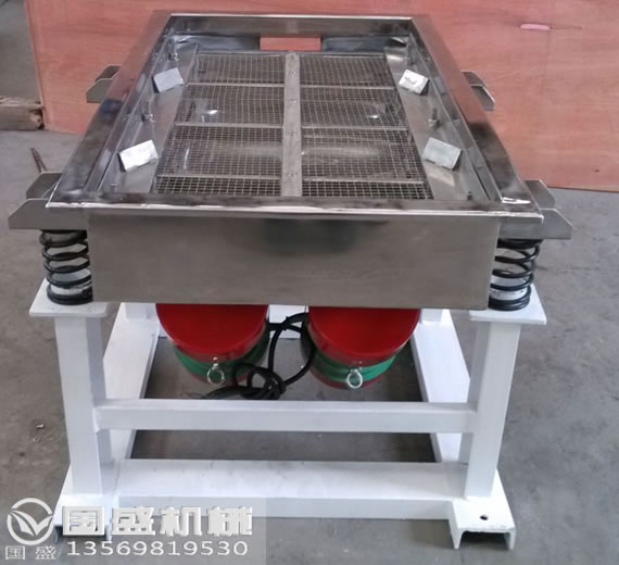 振動篩篩網(wǎng)堵塞清理 振動篩篩網(wǎng)堵塞清理